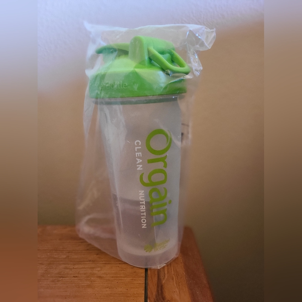 Orgain Blender / Shaker Bottle